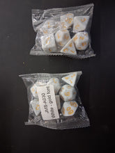 Load image into Gallery viewer, Rose Oracle 7-Die DND Dice Set
